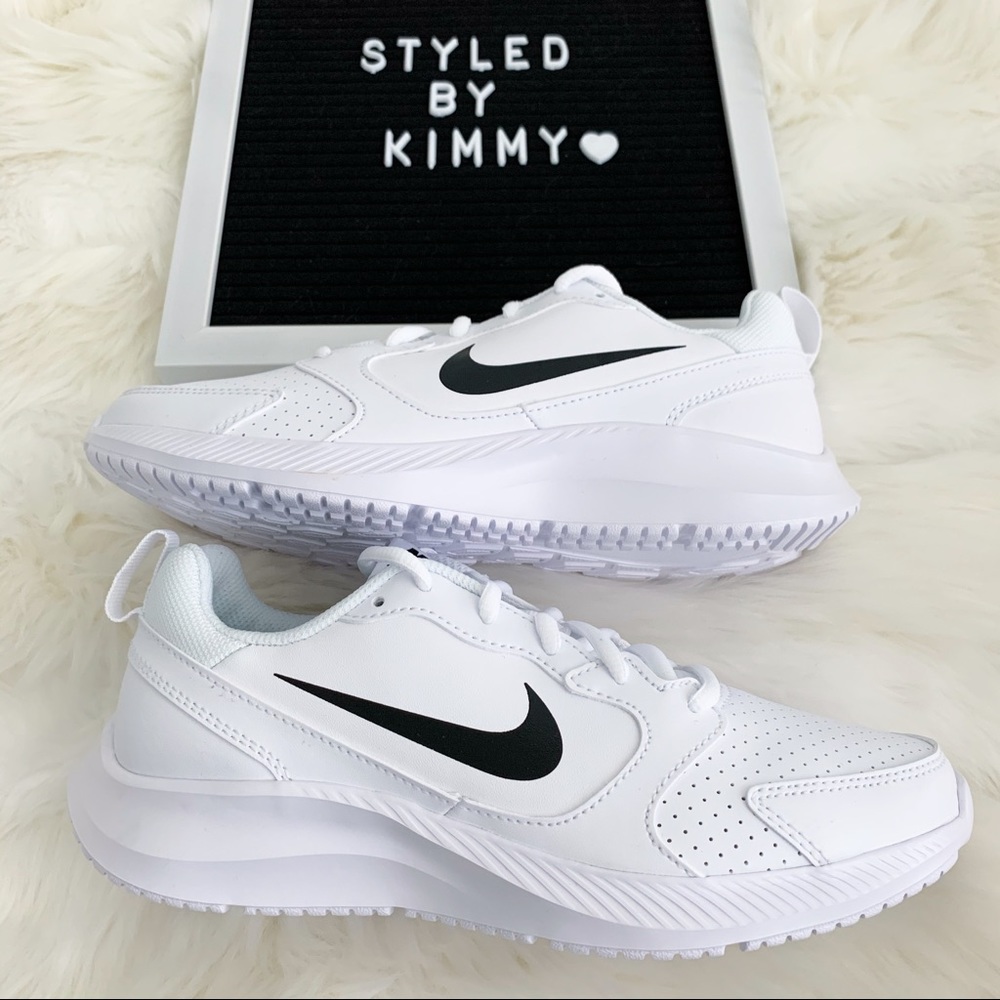 πΈ NIKE Todos Sneakers Shoes New Black White - Picture 5 of 5